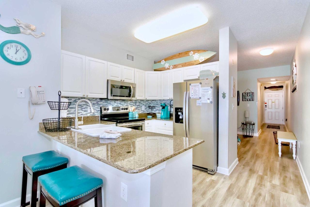 Beachfront Gulf Shores Condo With Pool Kültér fotó